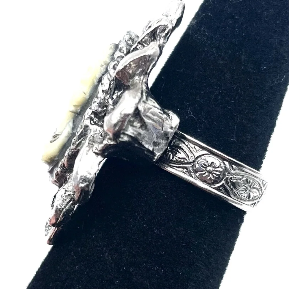 Victorian Style Cameo Ring Lady Wearing Necklace Black Ivory Gothic Filigree OS